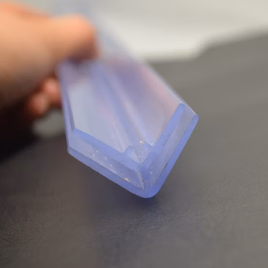 Tira de datos de extrusión de plástico Productos estilo L (DS-1114)